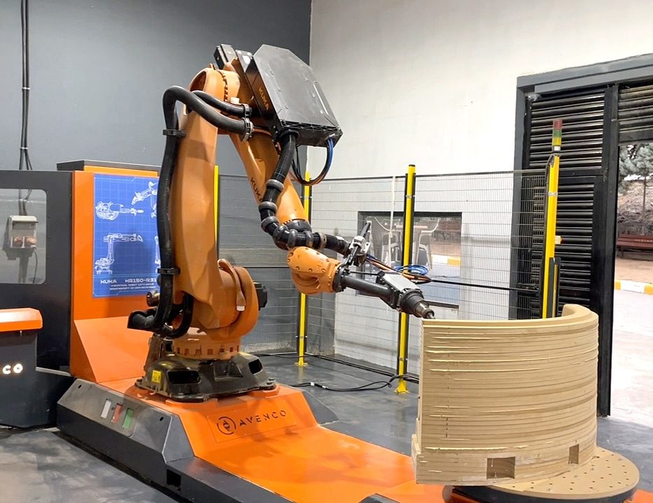 Robotic machining at the Retech production facility