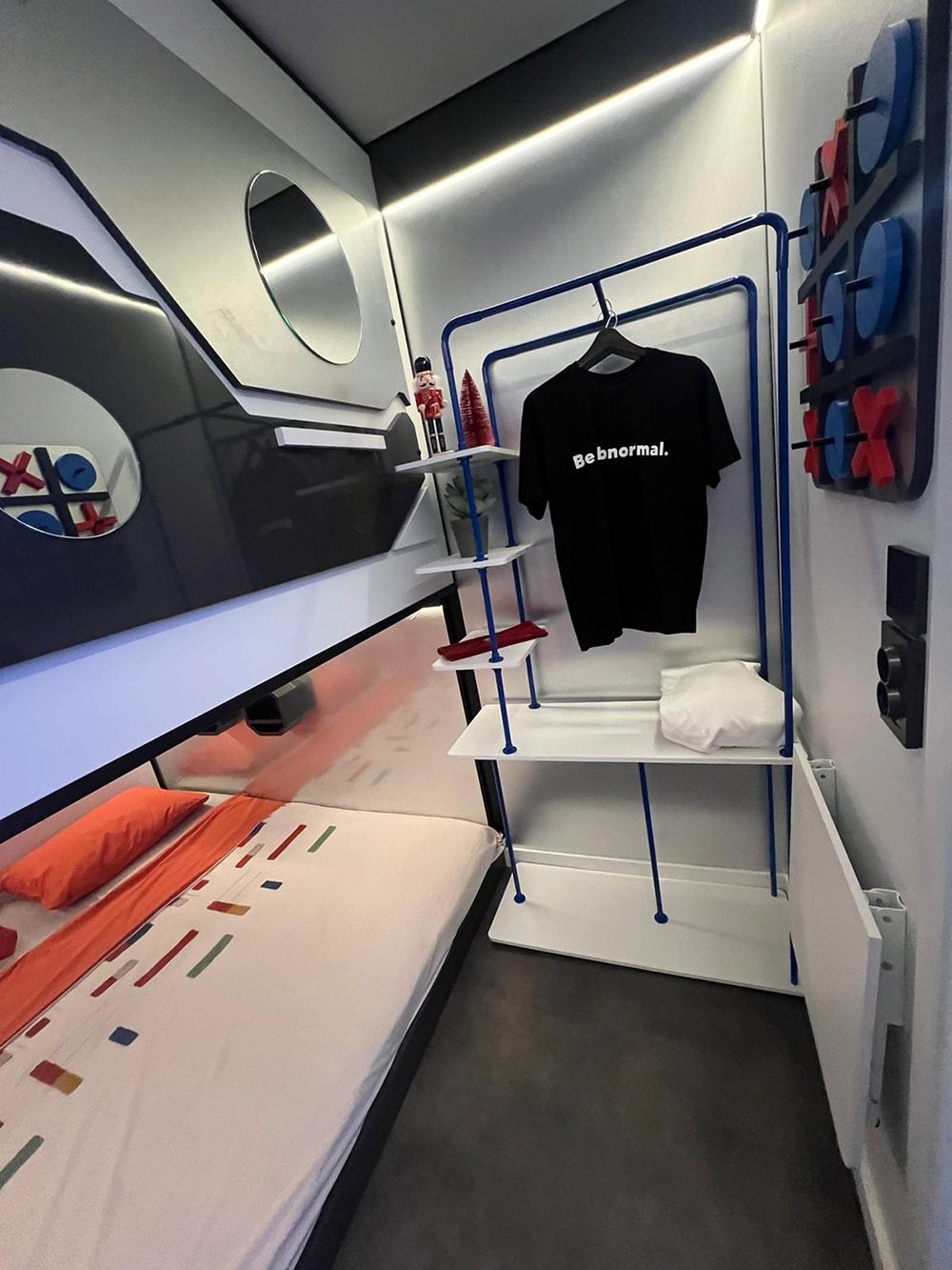SleepPod Space interior, bed detail